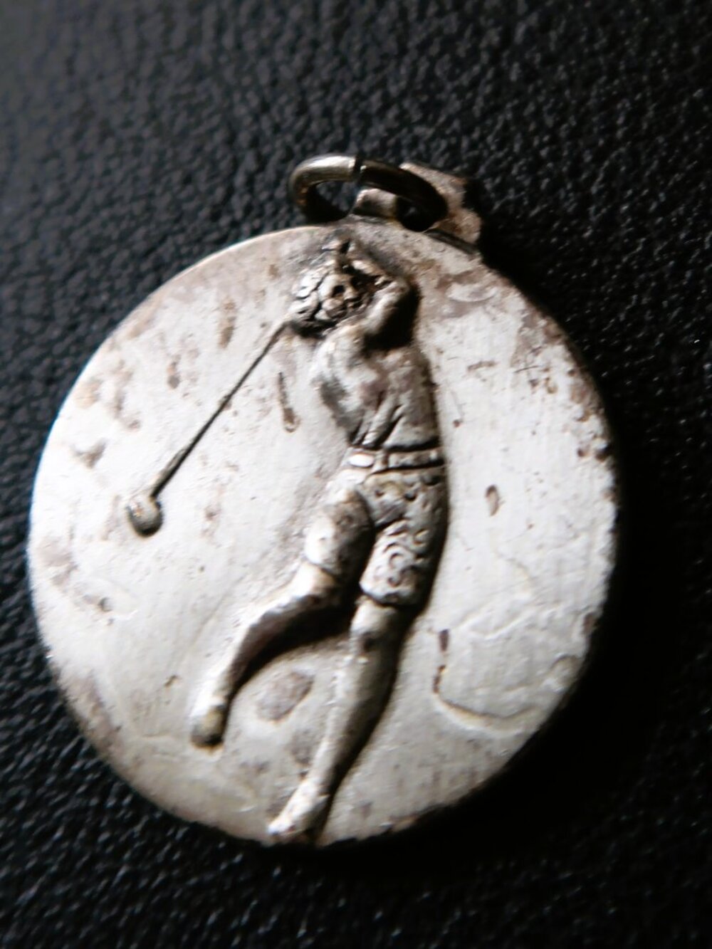 Vintage Round Golf Charm Pendant Laurel Wreath Small 1 Inch Collector or DIY